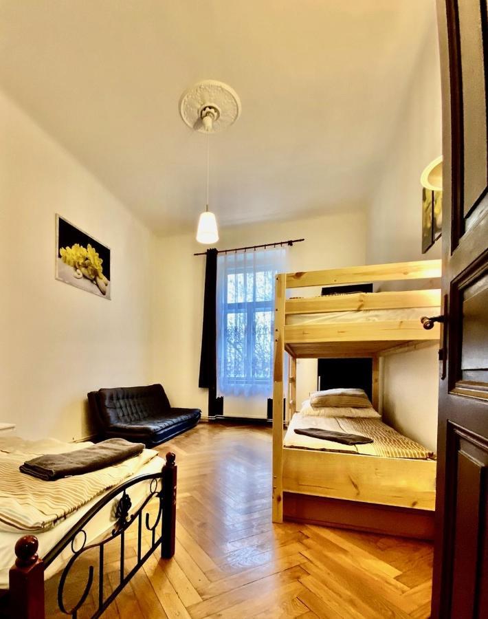 Spacious Cozy Apartments In Centre Prague Exterior photo